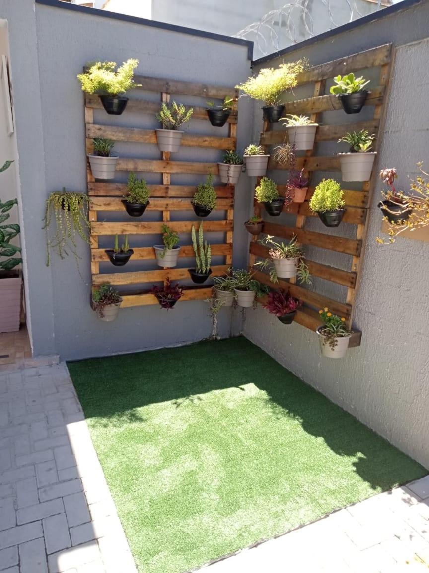 Loft 2 Completo Ar Canais Assinat Garagem Internet Prox Aparecida E Industrias Apartment Pindamonhangaba Exterior photo