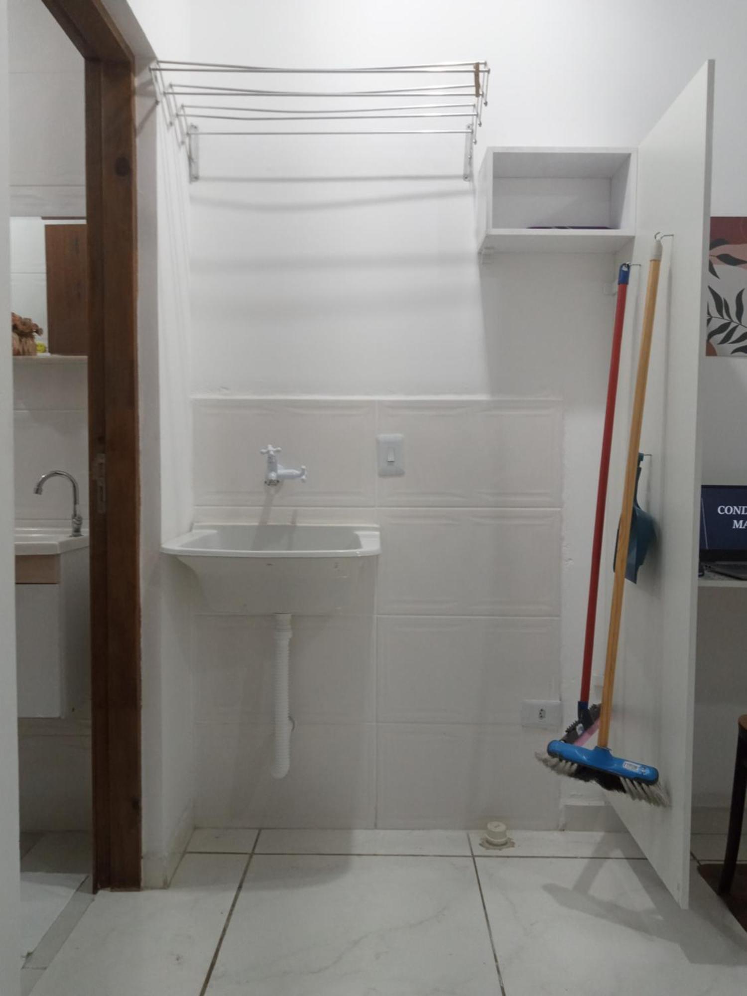 Loft 2 Completo Ar Canais Assinat Garagem Internet Prox Aparecida E Industrias Apartment Pindamonhangaba Exterior photo